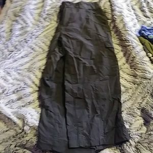 Columbia, size 4 women's, active capris.